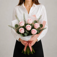 Ramo Essential de Rosas Cor-de-Rosa