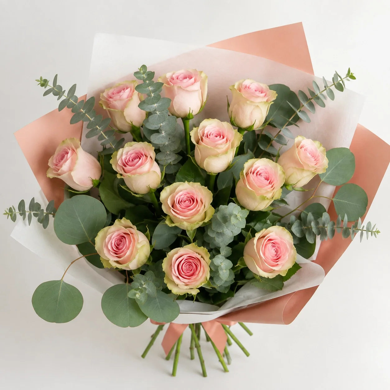 Ramo Premium de Rosas Cor-de-Rosa de caule longo