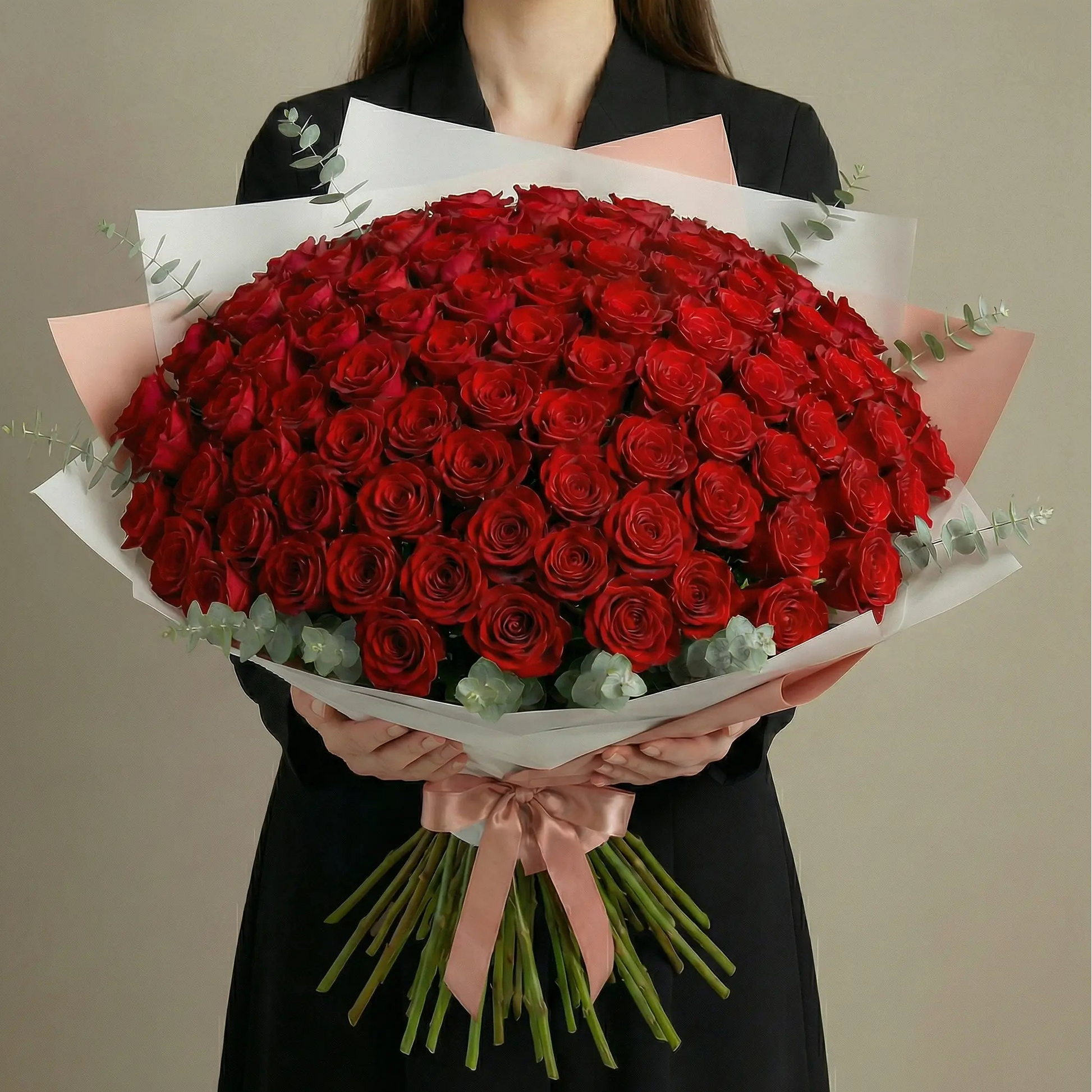 Bouquet luxuoso de rosas vermelhas premium QRoses