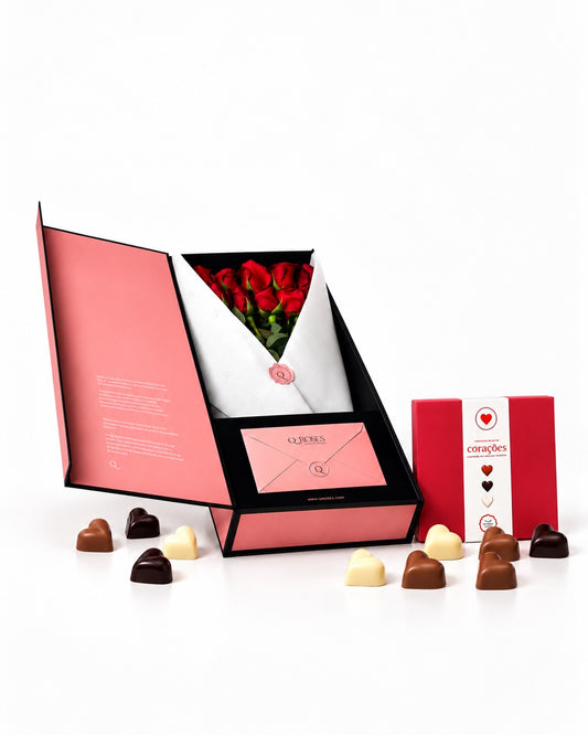 Caixa QRoses com rosas vermelhas e chocolates Corações da Arcádia