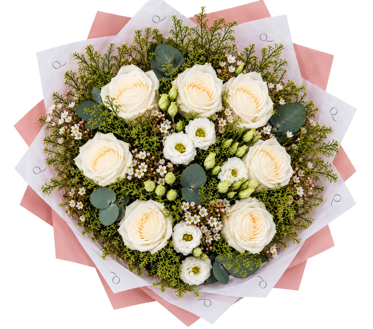 Vista cenital de ramo misto QRoses com rosas brancas, lisianthus branco, wax flower, lepidium e eucalipto