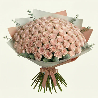 High-End-Strauß mit 100 rosa Rosen
